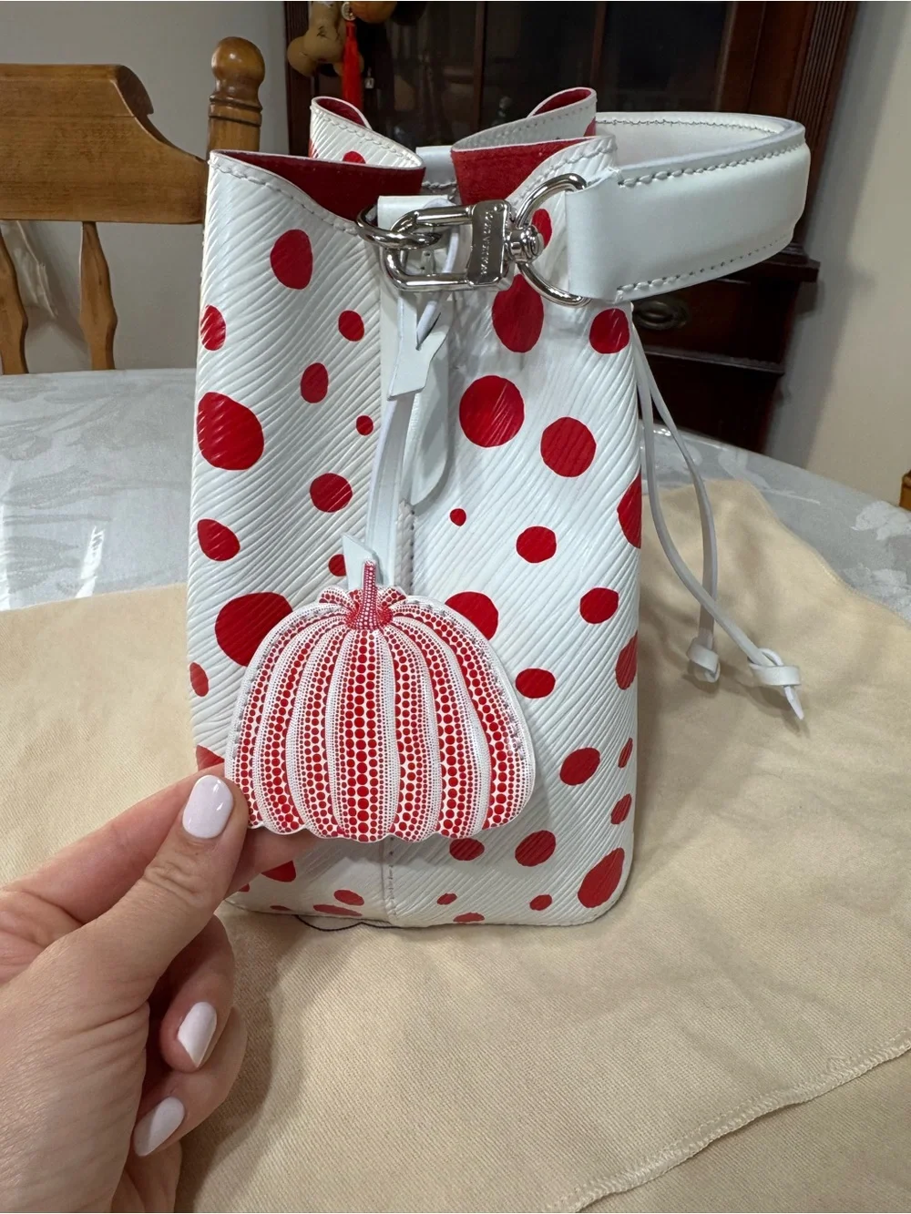 Louis Vuitton x Yayoi Kusama NeoNoe BB bag in White and Red Epi Leather